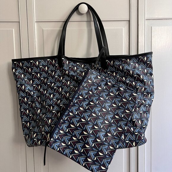 Stella & Dot Reversible Tote - Picture 1 of 7
